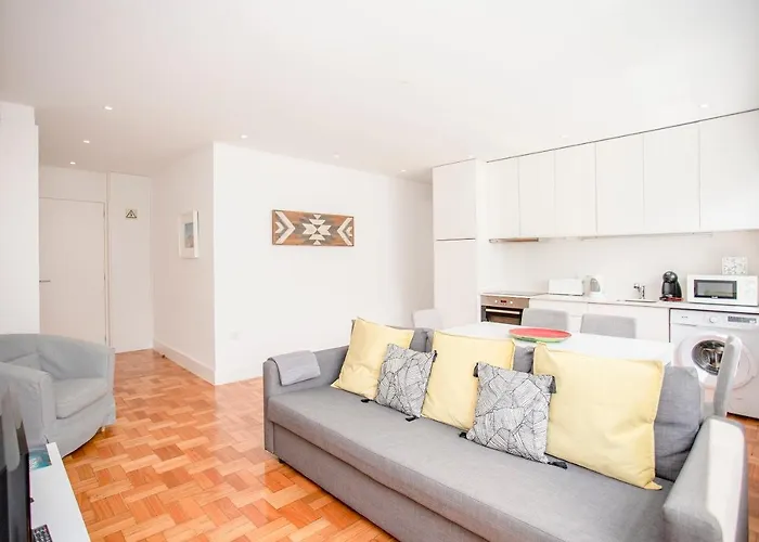 Liiiving In - Sunny Santa Catarina Appartement *