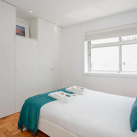 Liiiving In - Sunny Santa Catarina Apartman *