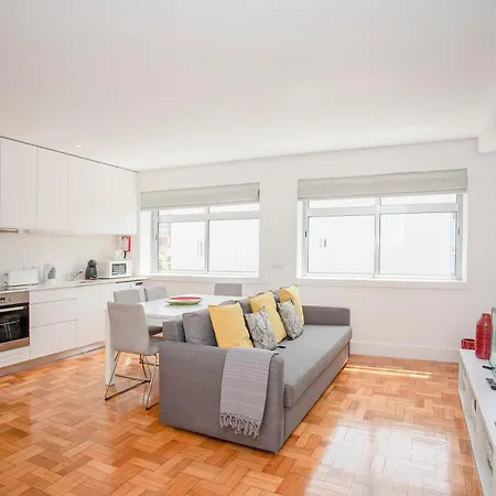Liiiving In - Sunny Santa Catarina Apartman *